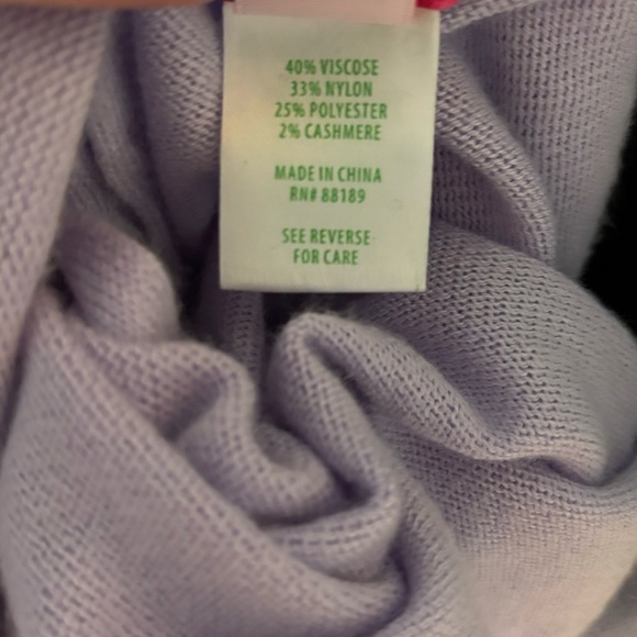 Lilly Pulitzer shawl - Picture 4 of 4